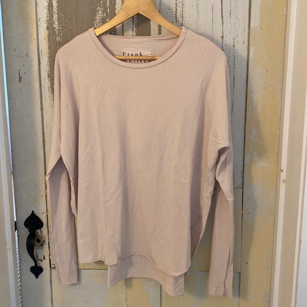 Frank and Eileen Tee Lab long sleeve raw edge and split hem size small
